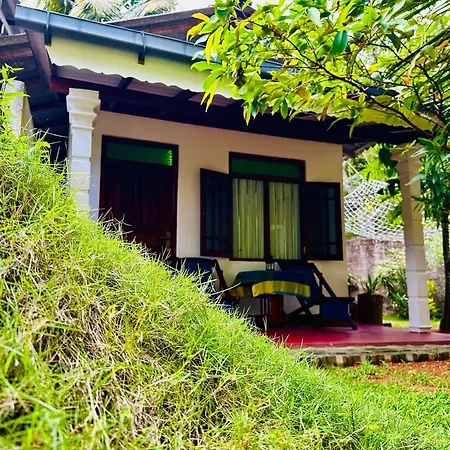 Coco Cabana Hikkaduwa Exterior photo